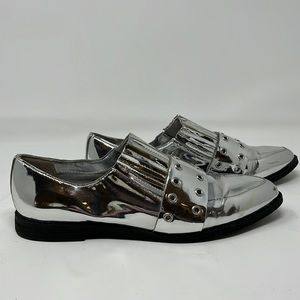 Treasure and bond size 7 silver metallic loafers